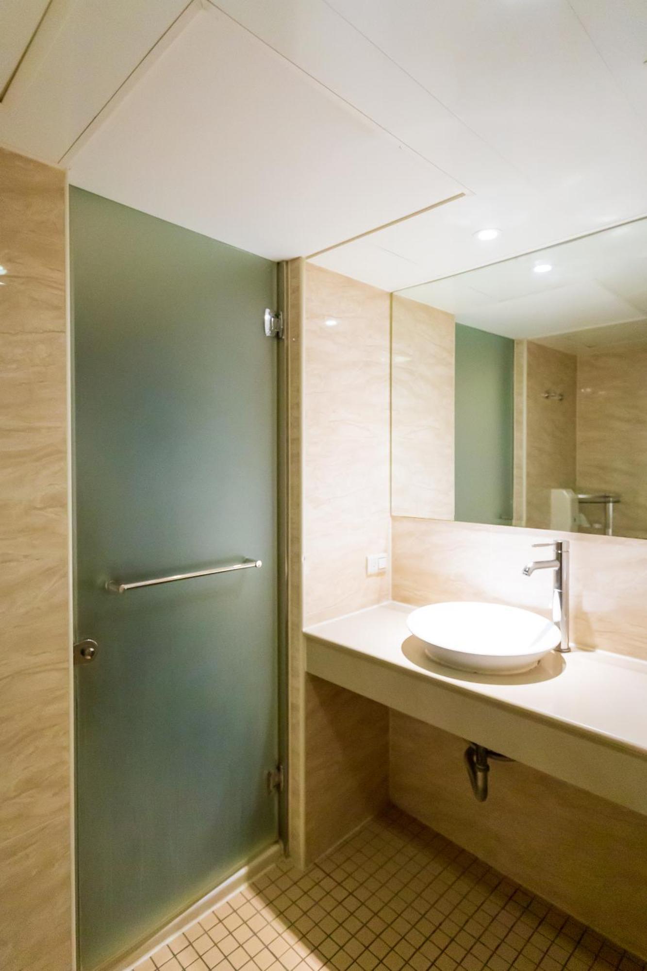 Newrise Hotel Гаосюн Экстерьер фото