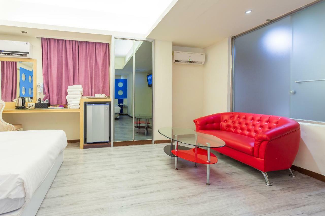 Newrise Hotel Гаосюн Экстерьер фото